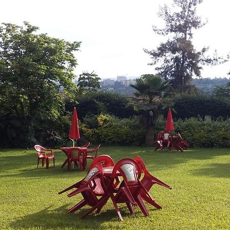 Random Park Hotel Kigali Exteriör bild